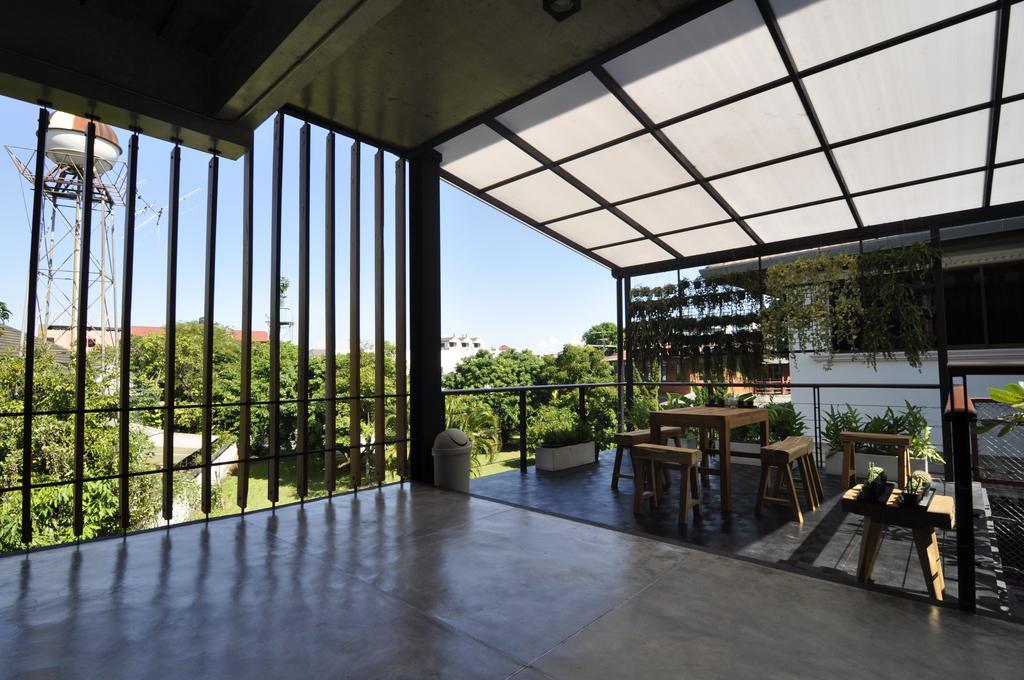Zzziesta Chiang Mai Acomodação com café da manhã Exterior foto