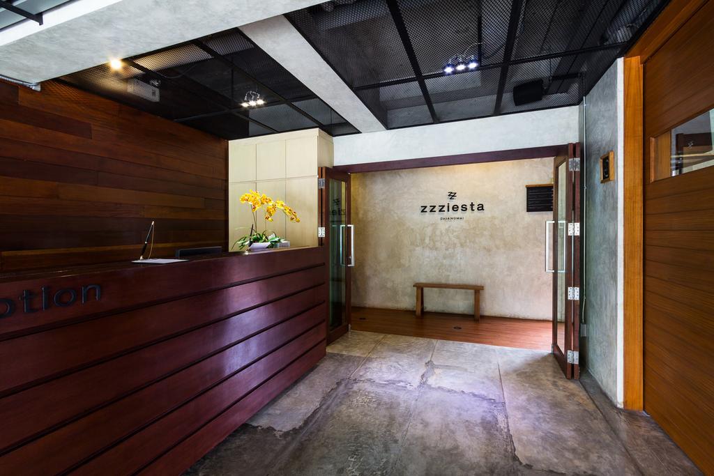 Zzziesta Chiang Mai Acomodação com café da manhã Exterior foto