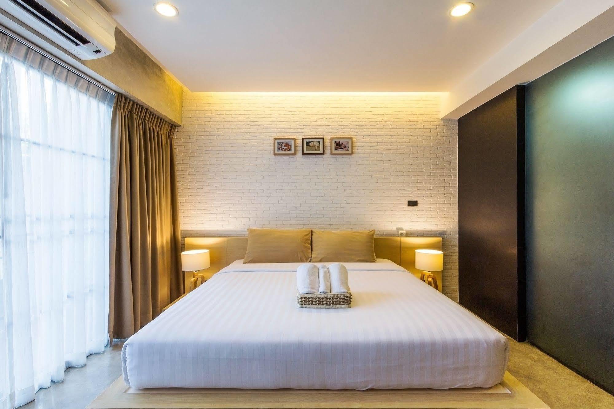 Zzziesta Chiang Mai Acomodação com café da manhã Exterior foto
